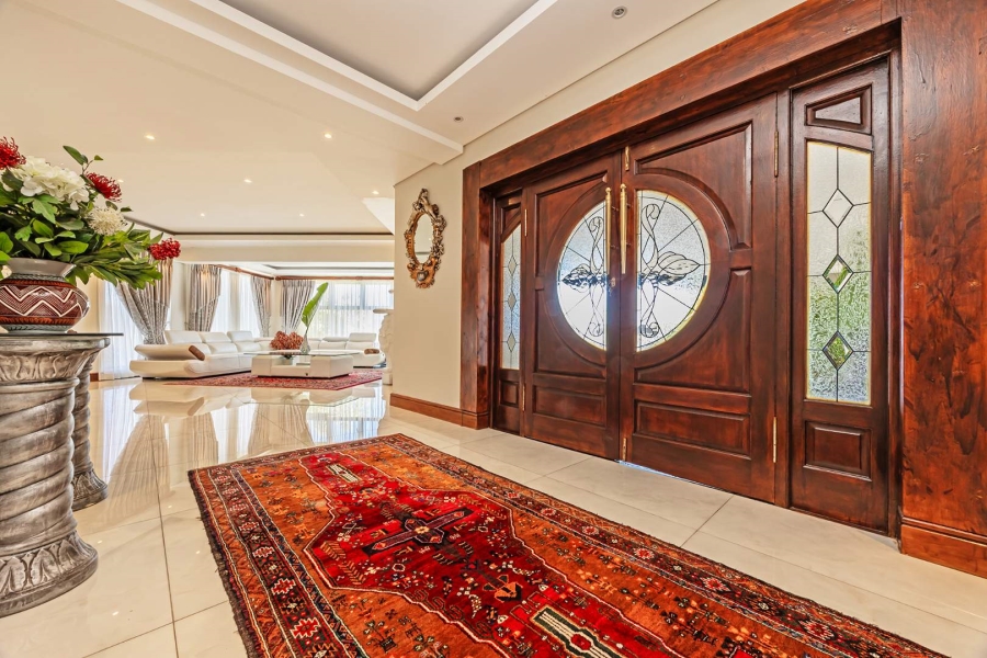 8 Bedroom Property for Sale in Baronetcy Estate Western Cape